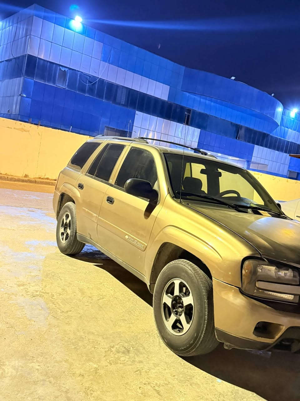 السلام عليكم/ ابلايزر موديل 2002 اربيل منتهيه سنويتها كير ومكينه في فيتي 3000 تبريد شغال دواخل حلوه تخم تاير جديد حداديه 80٪ كهربائيات شغالة كلها السعر 62 قابله للمراوس المكان بصره
مركز
تريد تحويل تريد وكالة ***********
