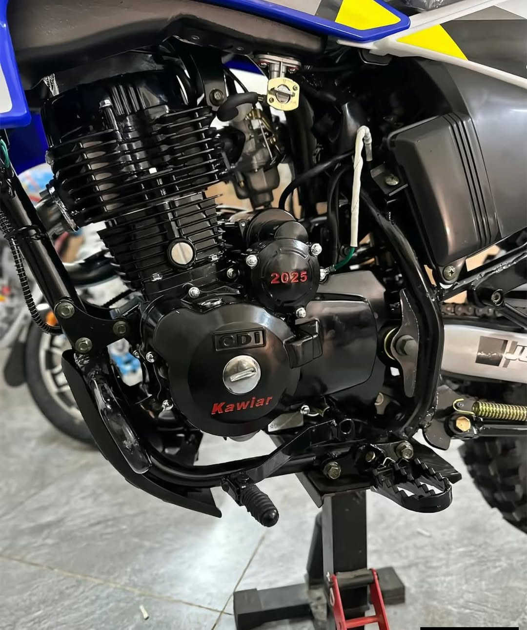 السلام عليكم وحياكم الله معة ورشة الرحيل توفر قفاز كاويار حجم المكينه ٢٥٠ موديل 2025
للحجز او الاستفسار واتساب ***********
توصيل كافة العراق بعد دفع العربون
