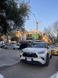 🔴مجموعة عقارات مختلفة بمساحات صغيرة في المنصور  للبيع دار نظيف في حي د...