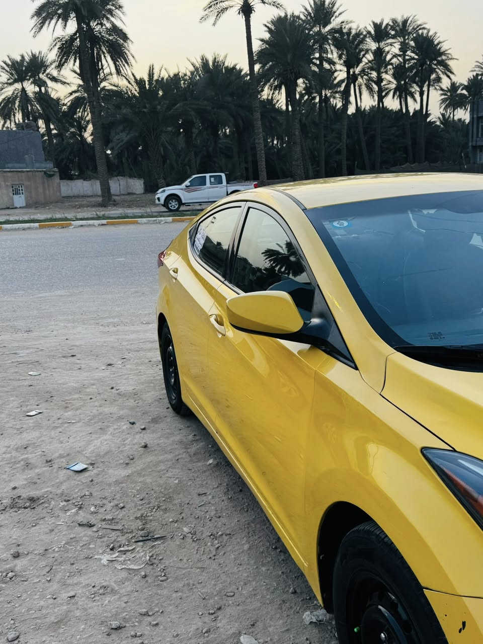 سلام عليكم النتره ١٥  حادثه جملغ امامي فقط بدون دواخل سياره ليبل واحد مصفره هيه وغرمات صبغه وحده قطرت معجون مابيه كير مكينه بشرط صدر امامي جديد باتري جديد تخم تاير و يل جديد سياره جاهزه مكاني بابل مركز مدينه  السعر ١١٥ بيه مجال ***********
