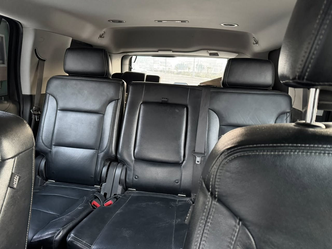 تاهو ٢٠٢٠ وارد امريكي ضربتها موضحه بالصوره ..مبدل باب الجنطه وابواب جهة السايق والجاملق الخلفي والامامي مصبوغات ..مكان السياره بصره ..مراوس فقط بتاهو موديل ٢١ واعلى موديل ..اعتذر عن المراوس باخرى ..السياره ماشيه ٧٠ الف ..(السعر ٢٩٠)الي ما تعجبه لا يعلق رجاءا ولا يصير ضريف ..***********
