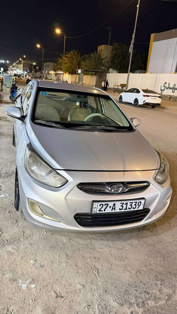 اكسنت 2013 خليجي 1600 قطرتين بأسمي سنوية جديده لل31 هزه جديده شاشة تحكم ستيرن اشاير بالمري تخم تاير حدادية مكينه گير كفالة فقط صبغ بنيد موضح بالصور  جاملغ الامامي بي بارد السعر 88 وبي مجال قليل للاستفسار اتصال ع رقم *********** مكاني ناصرية
