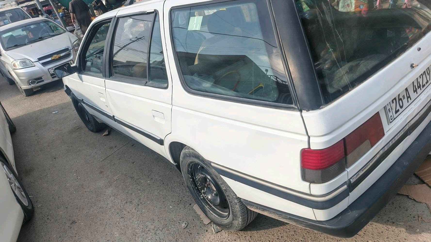 عنوان تكريت 
بيجو  405 فرنسي اصلي
سياره كامله ماناقصها شي كير مكينه شرط