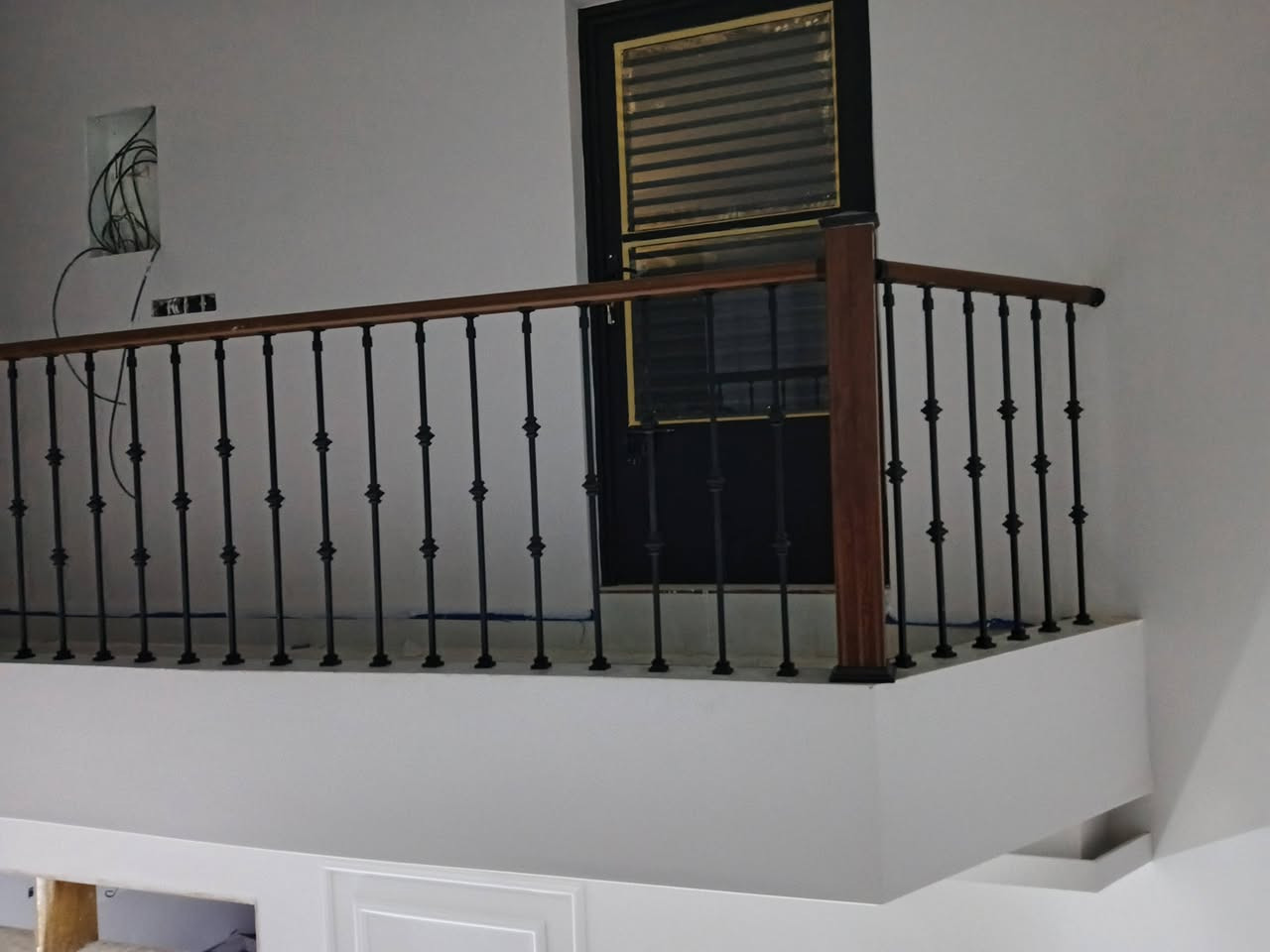 عمل وتنصيب محجرات المنيوم للتواصل *********** واتساب + اتصال
