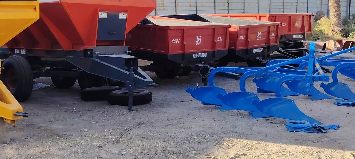 السلام عليكم ألات زراعية العنوان بغداد اليوسفيه *********** ***********
