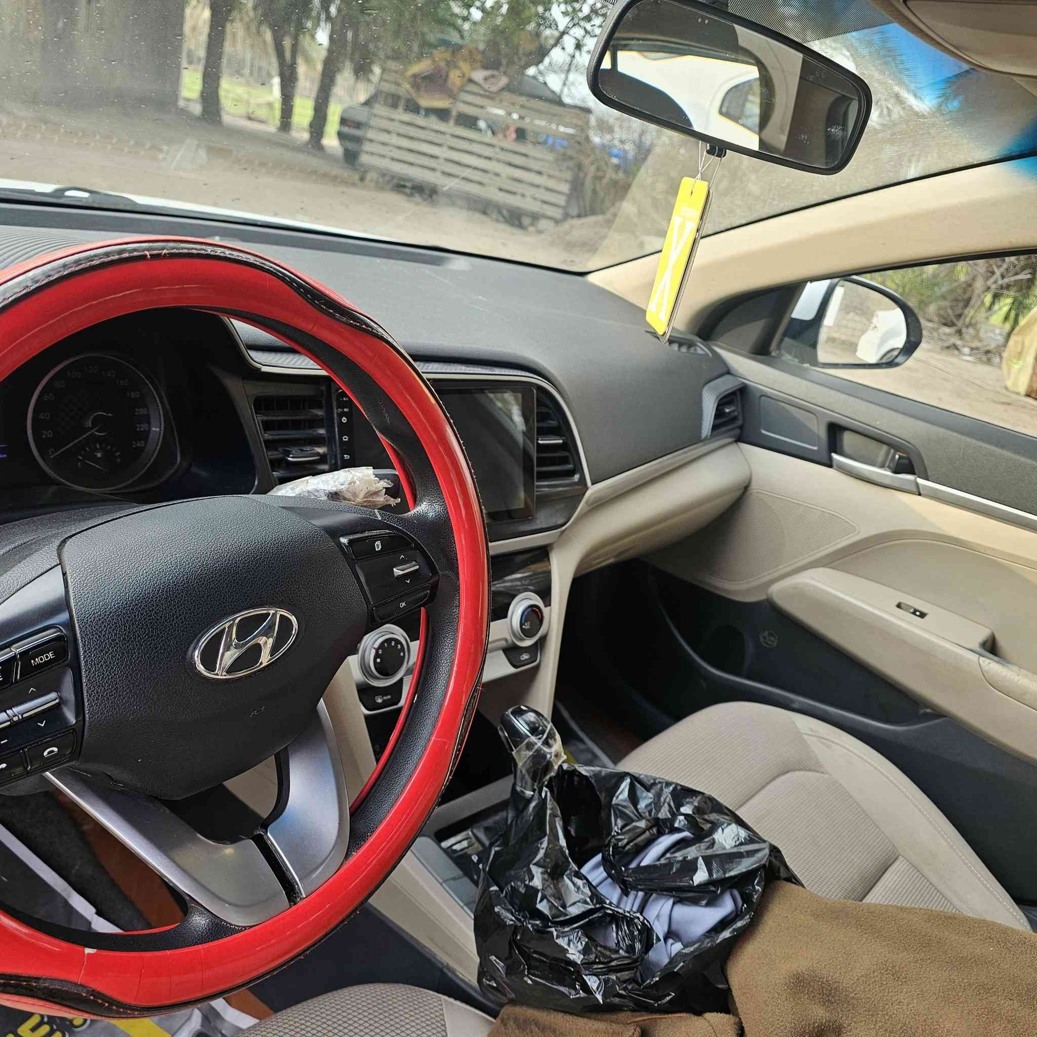 الانتره خليجي 2020 رقم بغداد فول مواصفات بصمه محرك 2000 مكفوله من ظربه وصبغ وتبديل ولبارد كفاله سياره جاهزه كير محرك تبريد حداديه مابيهه نقص السعر 165 وبيهه مجال مكاني النجف للاستفسار ***********
