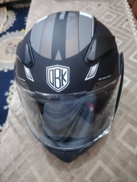 خوذه كاربون فايبر اصلي السعر ٦٠ الف الاستفسار 07802841092