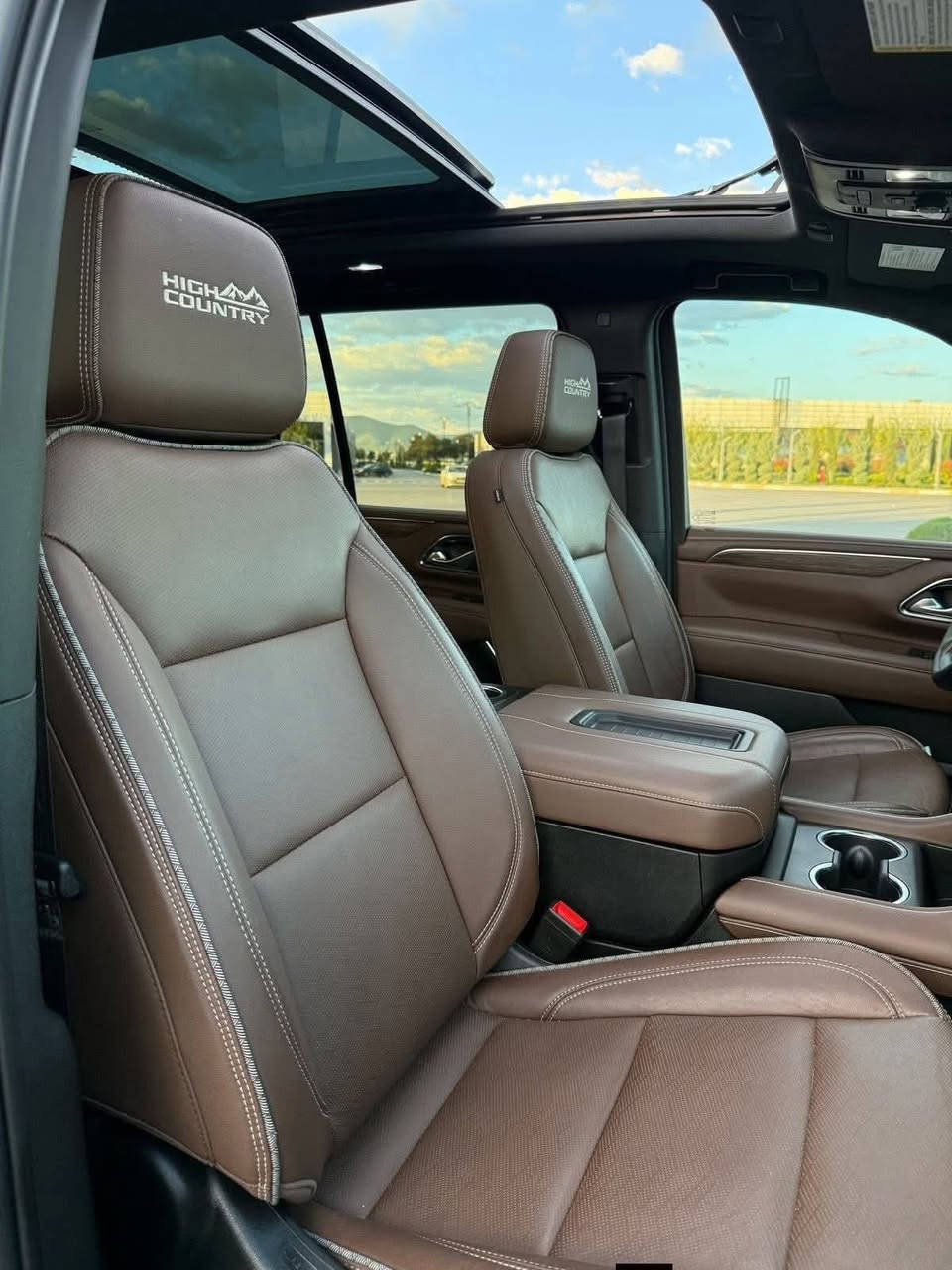 تاهو موديل امريكي  2022 رقم سليمانية رقم سنوية كله جديد باسمي ماشية 25 ميل السيارة كلين مواصفات هاي كانتري أعلى مواصفات بلتاهو يعني فول فول مواصفات الجامات مضللة  مواصفات كاديلاك سعرها 570 وبيها مجال ***********
