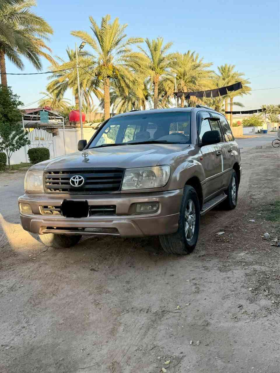 سلام عليكم للبيع لاند كروز موديل 99 رقم بغداد باسمي سنويه وهزه جديده مكينه 8 بانزين كير عادي تبريد شغال سياره جاهزه بدون نقص للاستفسار تواصل على هذا رقم ‭***********‬ حلة, بابل
