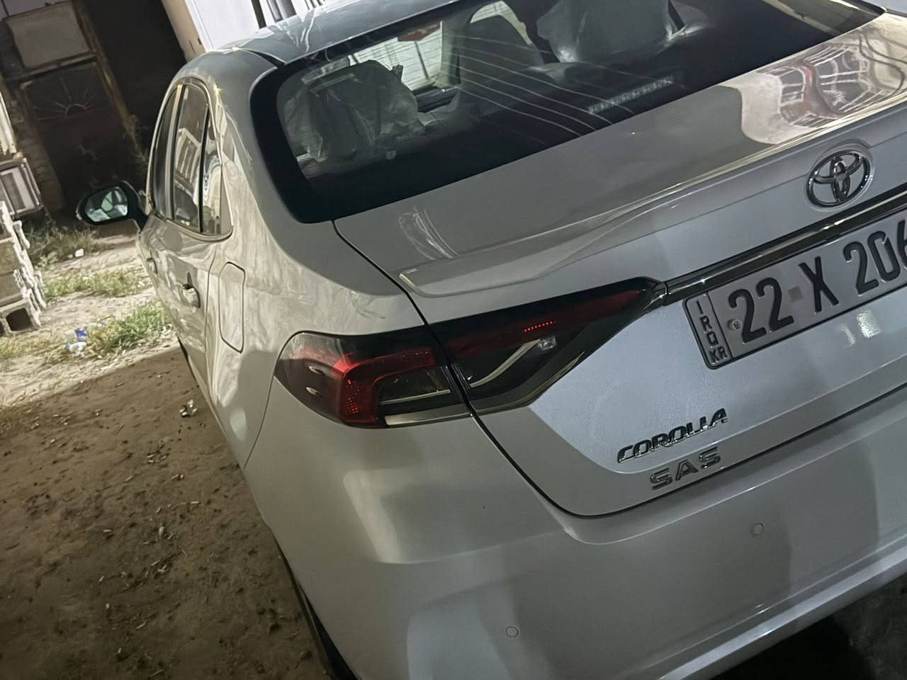 كورلا ساس 25 بانزين محرك 1800 زيرو ماشيه 1700 ام الضمان فول فتحه  داخل لونين كفاله من كلشي رقم اربيل تحويل مباشر 
***********
بغداد الدوره

