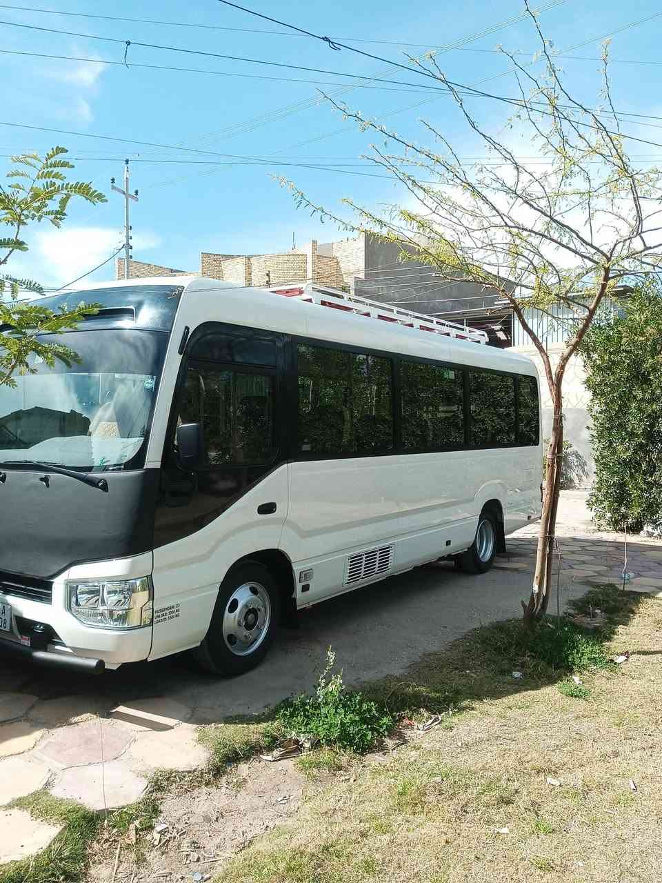 السلام عليكم كوستر للبيع موديل 20 مكفوله كفاله عامه دوشمه وسيبايه وقلاب ستاركس عصام ودروعه ونزالت وفتحت تانكي تبريد محور السعر540،،***********
