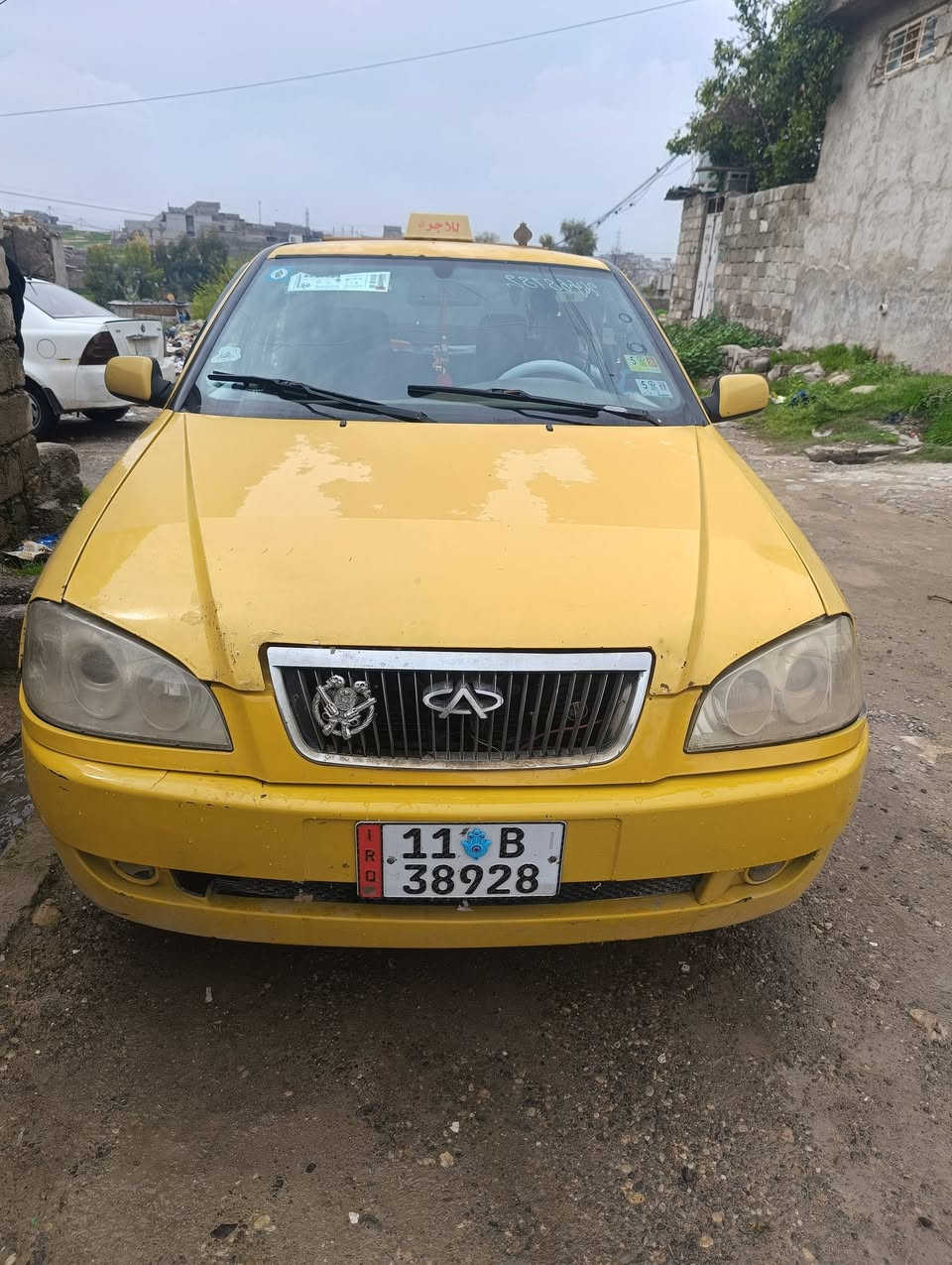 السلام عليكم شيري كويي2011 سياره بأسمي سنويه 30 مكينه كيربيه صرف تخم تاير كشر بلادي بدون ضربه غرفته نضيفه ومدوشمه السعر 28 بيه مجال بسيط عنوان  موصل جانب الايمن  ***********-***********
