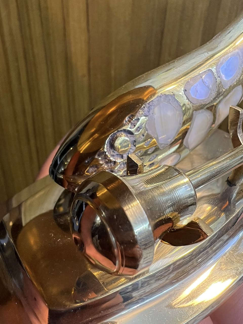 جرص نحاس خالص وصدف طبيعي ارتفاع 23 سنتم وزن ثقيل عمل بالايد


**إذا كنت صاحب هذا الإعلان وتريد حذفه لأي سبب، رجاءا أرسل رسالة إلى الدعم الفني**