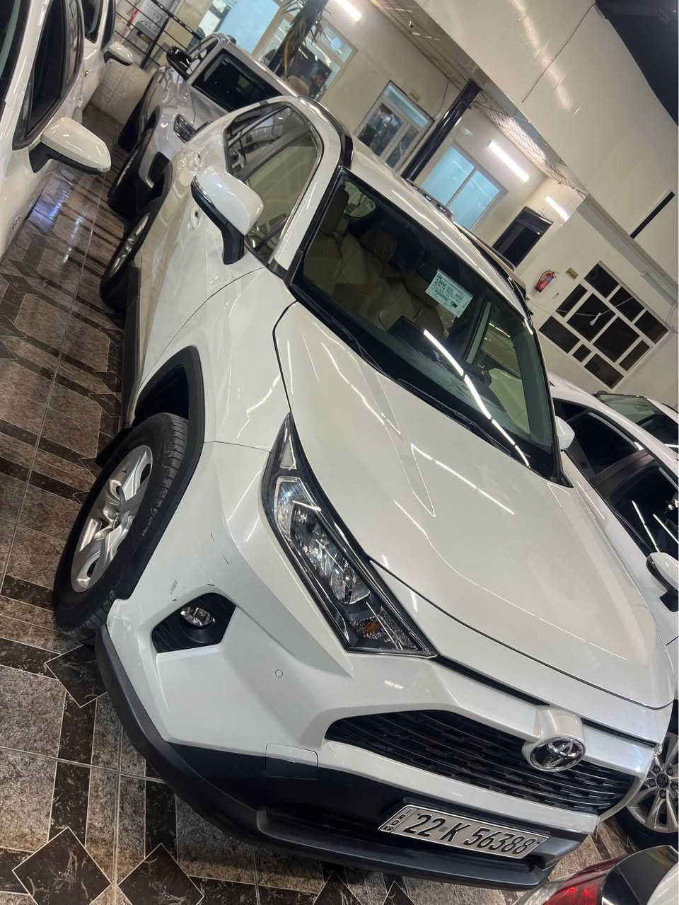 تۆیۆتا رافۆر ٢٠٢٠ 
مواسەفات خەلیجی شەریکە جیهان 
سیارەکە ٦ پارجە و نیوی سبوخە 
٥٣ کم حقیقی رۆشتوە 
گیر مەکینە تەق و رەقە هەمووو بەشەرت پێشی کەپسە 
هەتا دەحامی پیشی سبوخی نیە 
سیارەە زۆۆر خاوین ماوەتەوە 
سحری ١٨٠ وەرەق و مەجالکی زۆر کەمی تیدایە 
*********** أربيل, العراق
