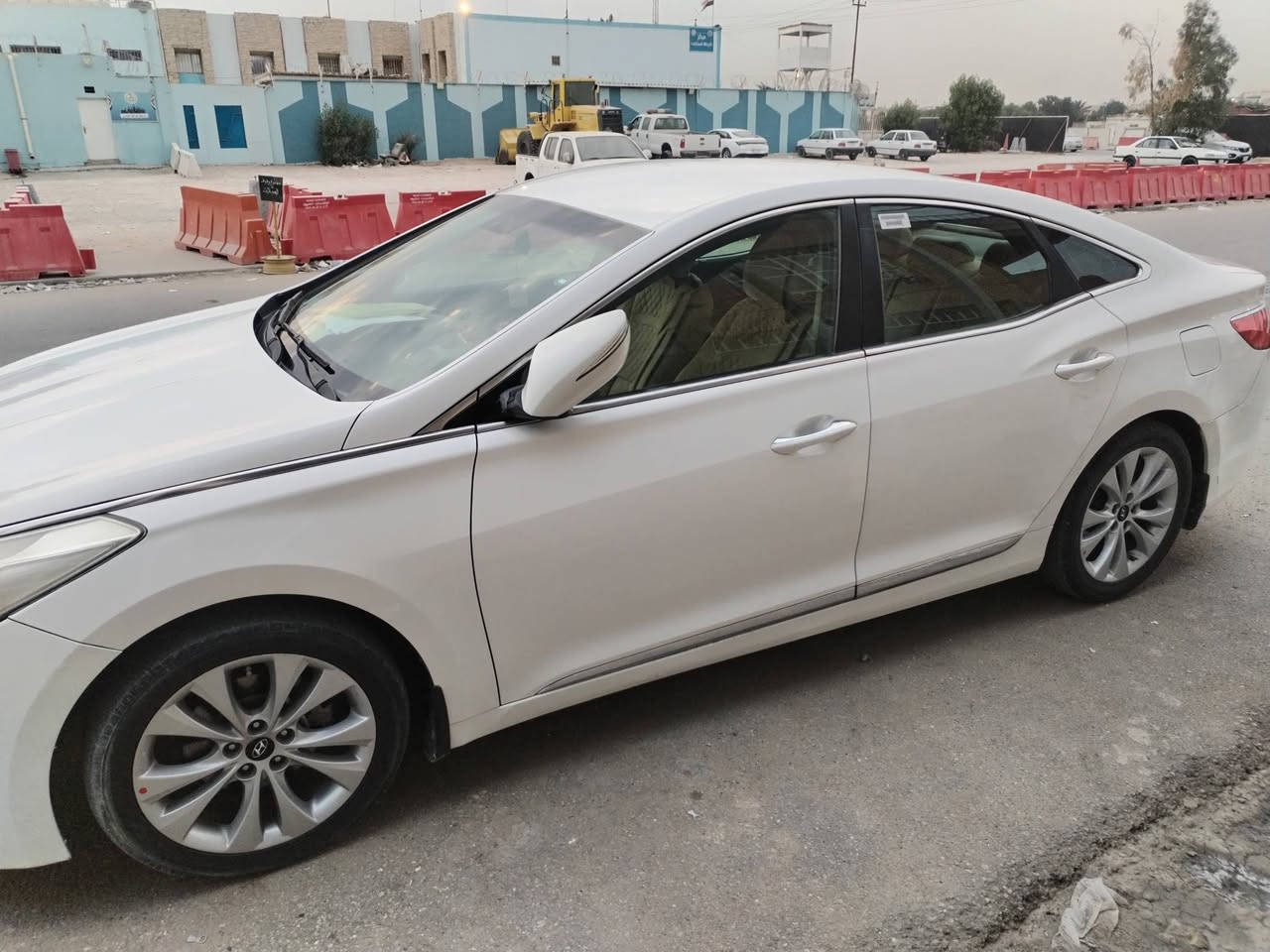 السلام عليكم ازيره 2012 كفاله من الضربه والفتح بيها بارد بسيط خليجي مكينة 6  110$ وبيها مجال بسيط ***********
