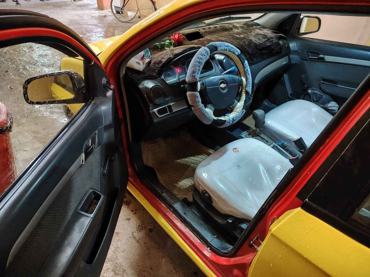 من رخصه صاحب الكروب اخوان. صاحب السيارة الشرعي موجود
رقم نينوى
عدنا سياره افيو كندي 2008 كير اوتو.. ومحرك اوبترا 16 السياره وضع شركه  دبل كم شفت ابيها تلقيطات تاكسي البيع مقدمه 35 ورقه والباقي قصد شهري حسب الاتفاق تجي تشوف السياره وتدلل العنوان موصل وادي حجر...
***********
***********
