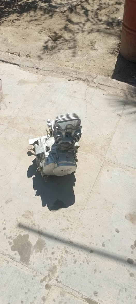 مكينه نامه 3احرف
مديل22 فول فول بيه عيب من تحمه توكف ما تشتغل بعد 
عنواني دغارة وتساب***********
