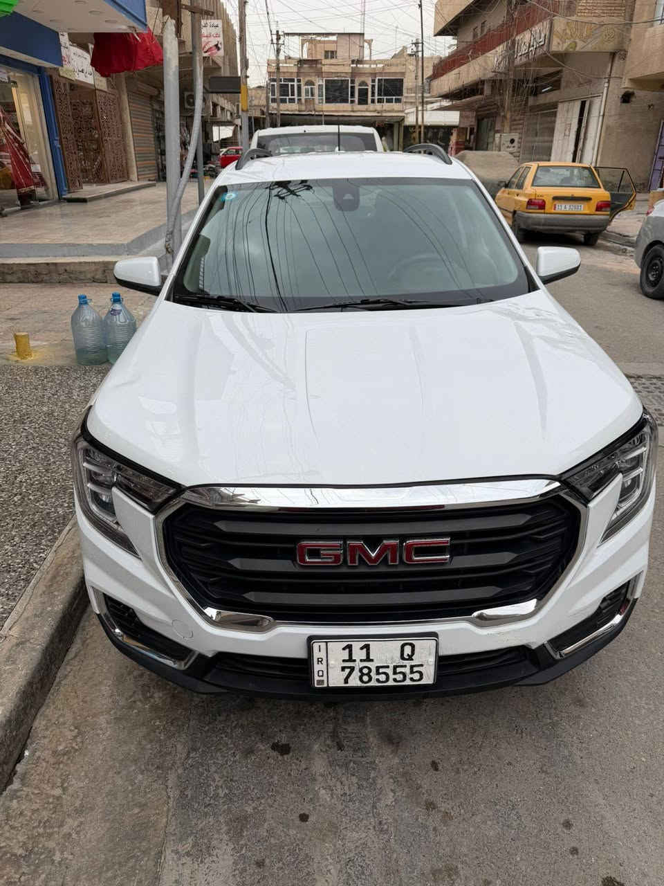 سلام عليكم جمسي تيران موديل ٢٠٢٣ امريكيه ماشيه ٤٦ وصوره الحادث موجوده بدون دواخل صطحي بنيد ودعاميه ايرباك استيرن فقط شاشه جبيره كشنات تدفئه وتبريد اي نقص ما بيها السعر ١٩٠ ورقه عنواني السيديه وهذا رقمي *********** اتصل وتدلل
