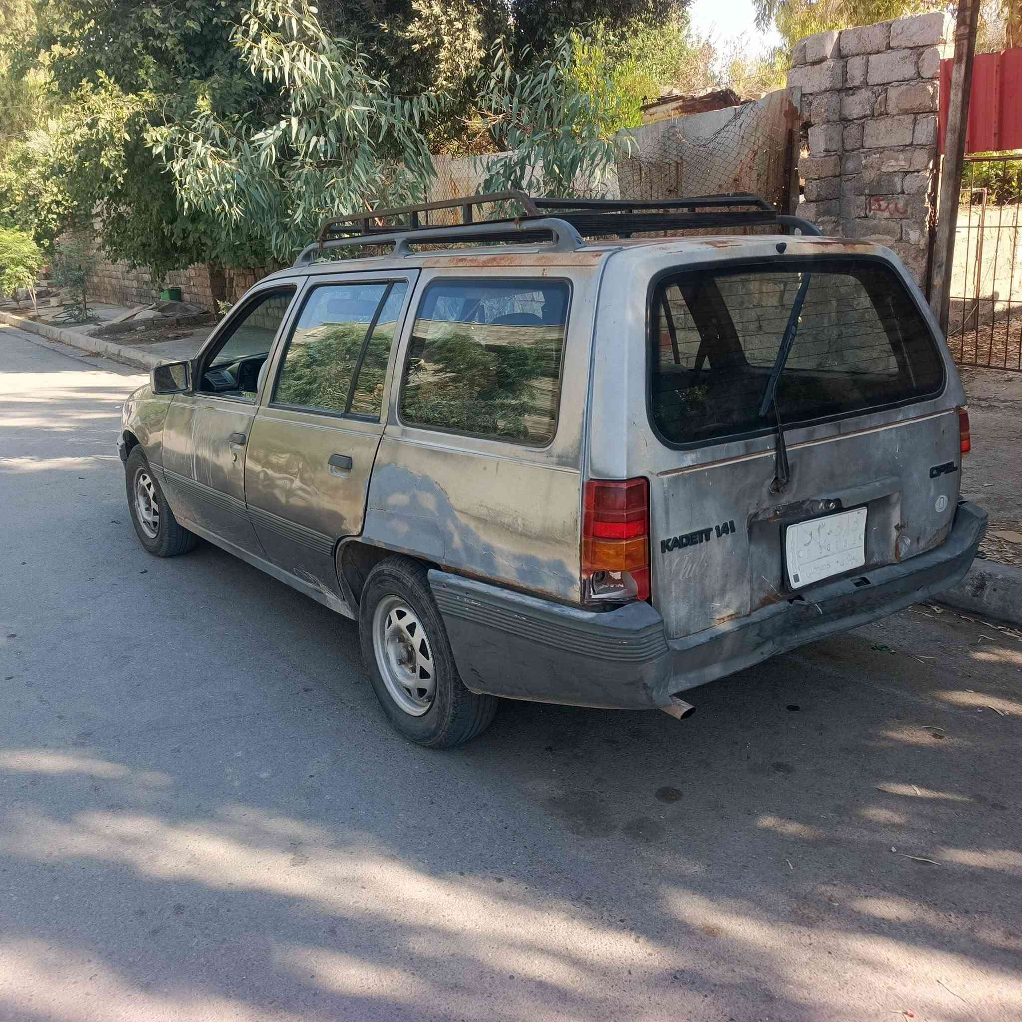 كاديت البيع شرط كير ومكينة سنوية جديده 2028شرط التحويل كربون بنزين بيه السعر25 *********** رقم نينوئ

