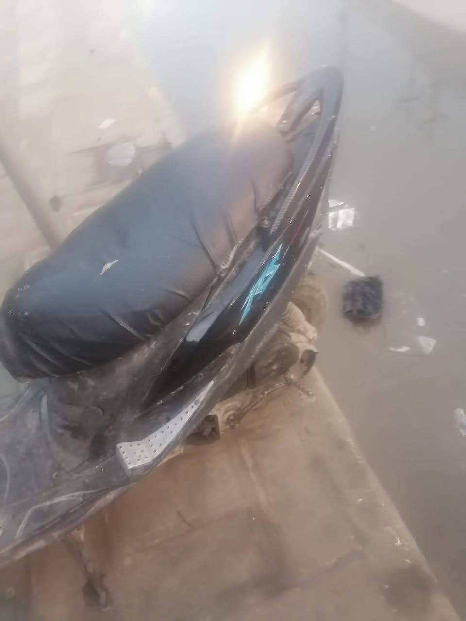 السلام عليكم دراجه ماكس عدل دراجه مفتوح دراجه كل شيء شغل السعر ٣٥٠مكلف بل نشر مكلف بل نشر هذا صاحب الدراجه هذا رقمه***********
