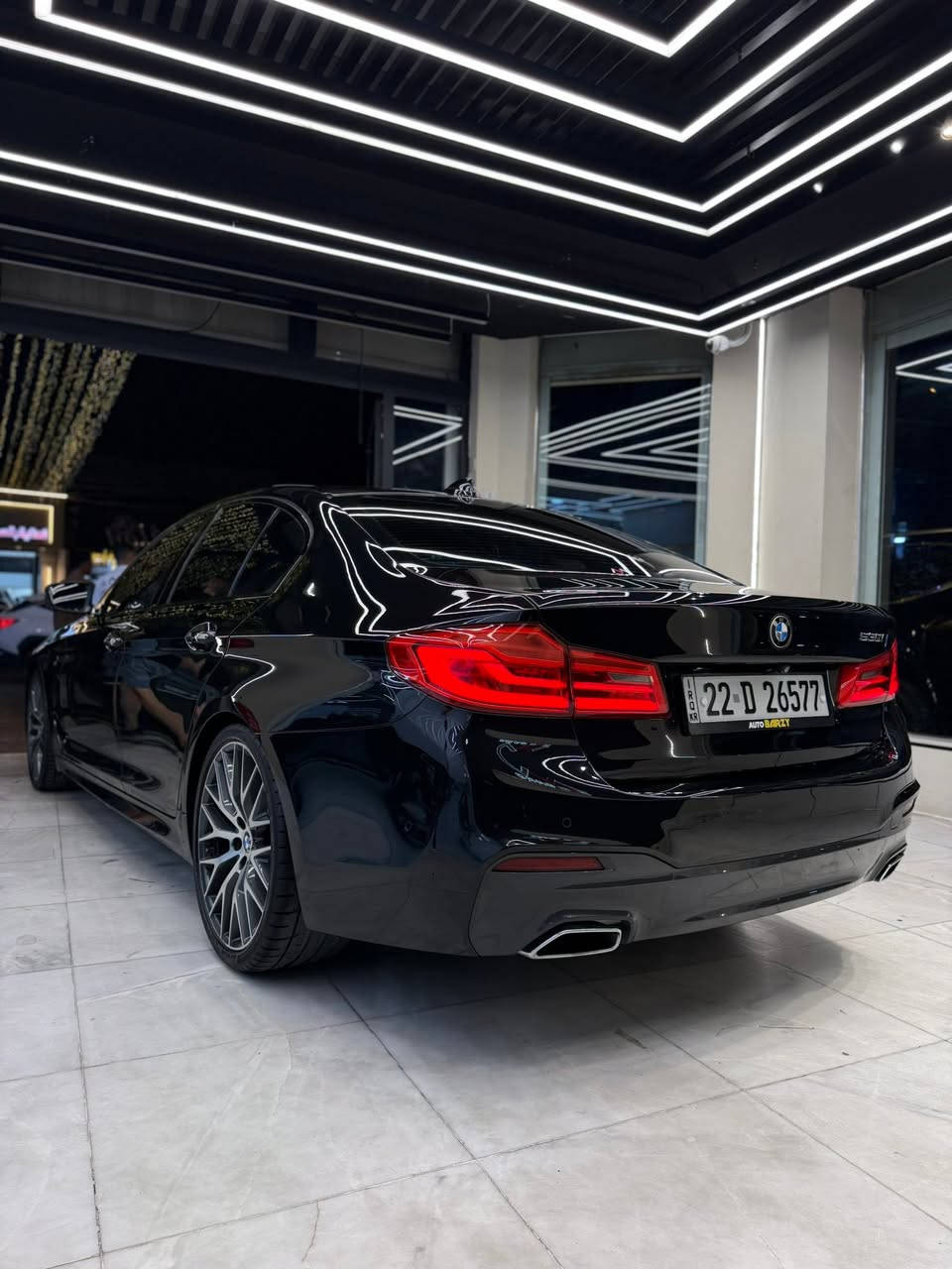 BMW 530i 2018 INDIVIDUAL M PACKAGE
كفالة عامة وارد خليجي
BLACK اللون: اسود
الممشى: 86 km
فول مواصفات ١/١++
Special Order Black Edition
بصمة 
فتحة سقف (سلايد)
كراسي جلد أصلي مشمشي
كراسي كهرباء (أمامي) فئة Series 7
SMART MEMORY كراسي
SPORT كراسي رياضية
مقود كهربائي 
نظام التحدث مع المركبة 
شاشة أمامية كبيرة TOUCH
ماوس تحكم
شاشات خلفية أصلية مع ريمونت
4 كامرات ذكية
كامرات 360
Head Up Display
هاندبريك كهربائي
AUTO HOLD
وضعيات قيادة متعددة
(Eco / Comfort / Sport)
ناقل حركة أوتوماتيك + عادي •
كير 8 سرعات
AUTO START
مانع انزلاق
نظام تحديد المسار
كروز كنترول
نظام تحديد السرعة القصوى

SMART ADAPTIVE زنون 
أوتو عالي
بك لايت 3D
بك لايت ضبابي
M POWER 20 ويل قياس
M POWER فجوج بريك

فتح صندوق كهربائي (حساس القدم) 
حساسات أمامي + خلفي 
حساس مطر
BLIND SPOT!
WIRELESS CARPLAY E
Bluetooth / USB / iPod / CD
السعر 29500$ يعني 295 ورقه

للاستفسار ***********
