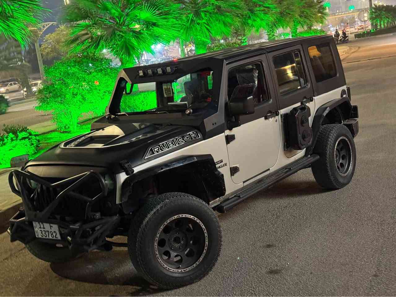 سيارة مال سفر وكشتات وثلوج اوجبال متعطل ابد بسعر كيا صول وين ربعك الكشاتة

رانكلر موديل 2007

فئه ربكون 
ممحرك 6 سلندر 3800
تزويد كامل

شباك فينوم

درع امامي جمجمه 

دفندرات جمجمه

دبلات بريميوم +لويات بريميوم

تايرات جبلية+ ويلات ربكون سعرهن 2000$

حجم الويل 17

مرفعة 8.5 انش

بلوجكترات موزعة

شوتة برمائية

بنيد محدث ربكون

مازده 24 عدسة ثنينهن

داخل احمر كشنات ربكون
 
شاشه اندر ويد 

تدعم كاربلي

تحكمات ستيرن

ماشية 145قابلة للزيادة

حادث من جاملغ الخلفي شبر  وباب 

مكينه اوكير جدد سالي سبع تشهر شادهن سياره كلها مزوده 
اونصبتها اتخبل احله من الصور

و ماكو هيج سعر بهيج نظافه
#سعر ١٣٧_ورقة 

اوبيها مجال حك الجيه 

بيع ول مراوس حسب القناعه ❤️
عنوان كربلاء حي عباس

0778 253 3620 تصل عال رقم تواجد وتساب Singapore
