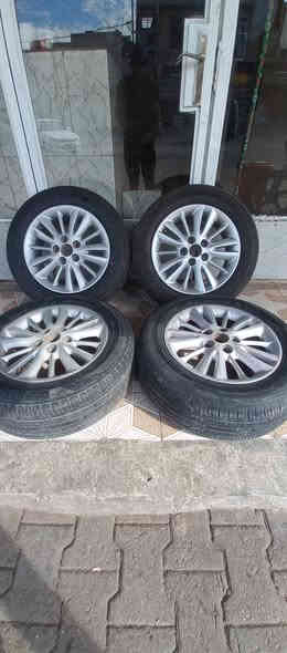 للبيع تخم حجم ١٦ كامل بي زوج تايرات جدد ياباني وثنين نظيفات خابر وتدلل ***********
