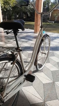 بايسكل • حجم٢٧ • موديل٢٠١٠