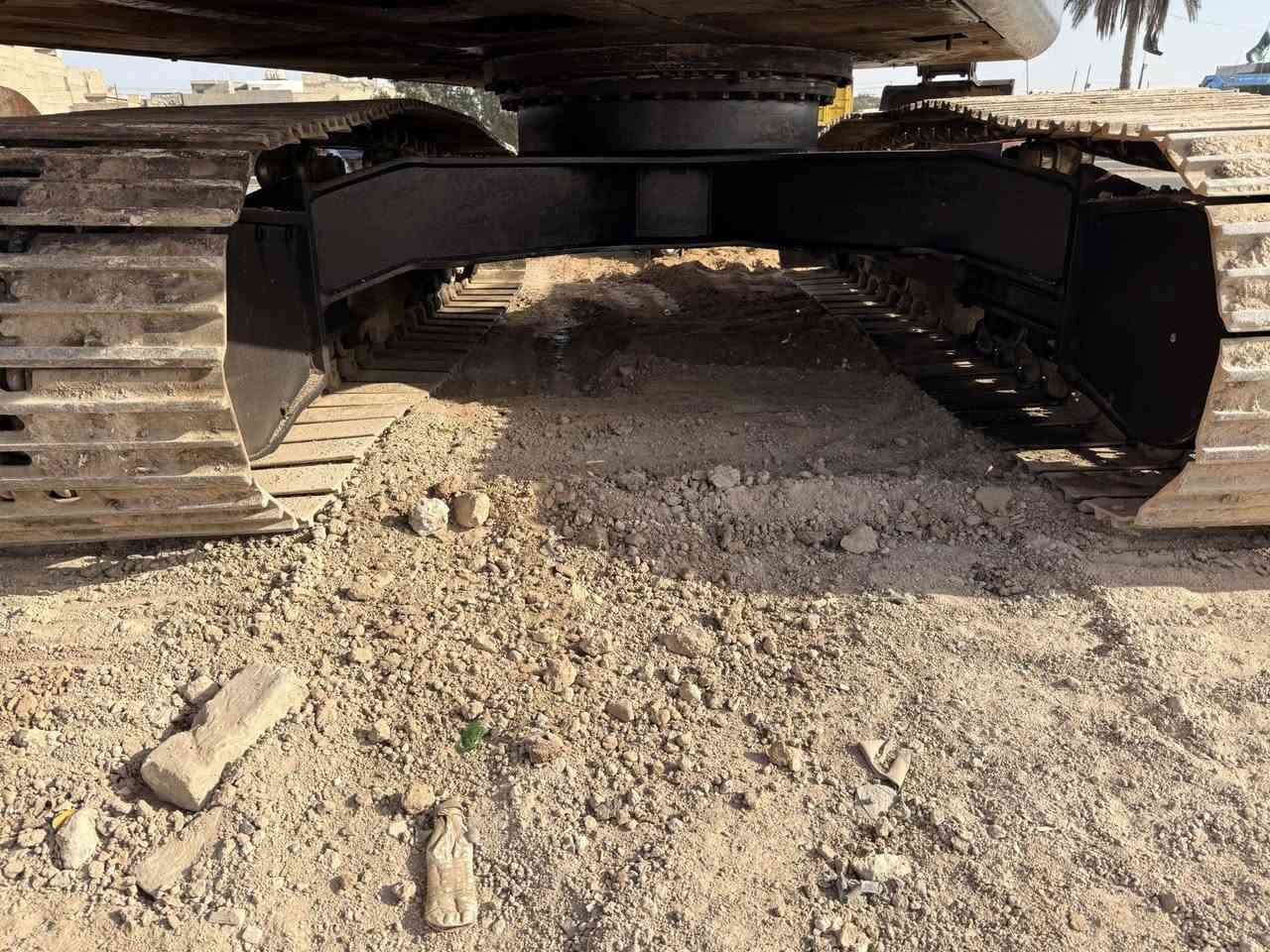 سلام عليكم. للبيع حفاره هيتاشي زت ثري حجم 210 ايل سي رقم بابل الماني شرط التحويل بيها صبغ ثگاله مئسسه نقار. كماشه بلادي محرك. مضخه. حركات. حداديه خير من الله. تبريد ثلج. وياها. كماشه. وكيله متر وعشره جدد. مكينه جاهزه للعمل مابيه. نقص برغي. مكان. بغداد. الشراي يتصل ***********
