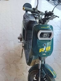 R8 • بدون بطاريات • السراي