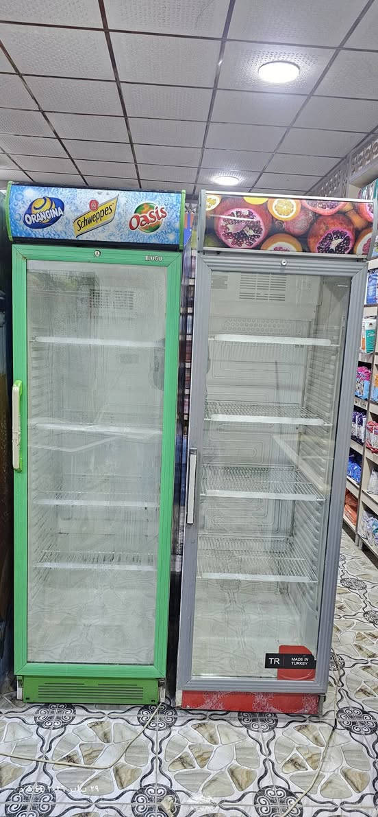 تصفية أسواق
عارضات فول نظافة عمودية وبطحية 
سعر الوحدة 275
للأستفسار ***********
