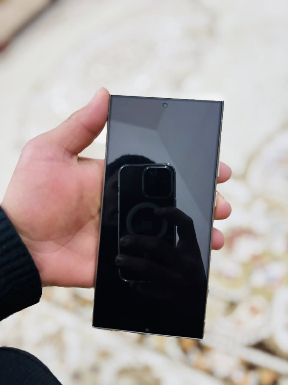 يالله🧡
السلام عليكم 
آس 24 ألترا 
لون تيتانيوم 
ذاكره 256
ملحقاته مال شركه كارتون و كيبل فقط 
الجهاز عربي شرق اوسط 
وين ما تريد افحص ما بي لو شخط 
السعر 950وبي مجال بسيط 
مكاني الأنبار فلوجه 
***********
