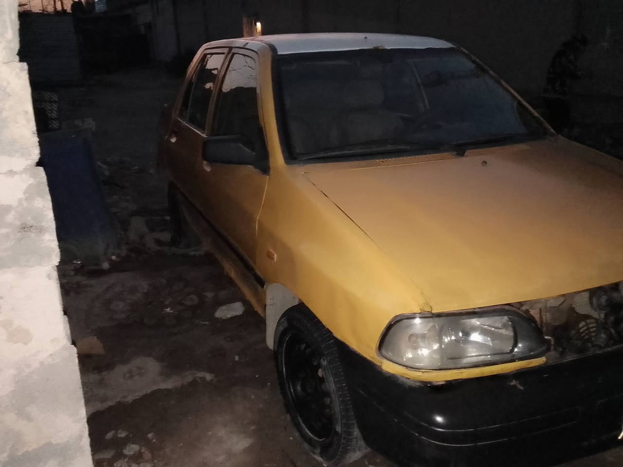 سلام عليكم لبيع سياره سايبه موديل 2015 محرك وكير مكفولات  كهربايات كلها شغاله صدر امامي خلفي نضيف بور ستيرن جديد  تخم تاير نضيف باتري جديد سياره خير من الله ربع ماذب عليها  سياره بدون تحويل تكفله سرقه وعشائر سنويه اسكنر عضم عاج  سعر 15 بيها مجال  مكان سياره بغداد دولعي رقم هاتف *********** بي واتساب
