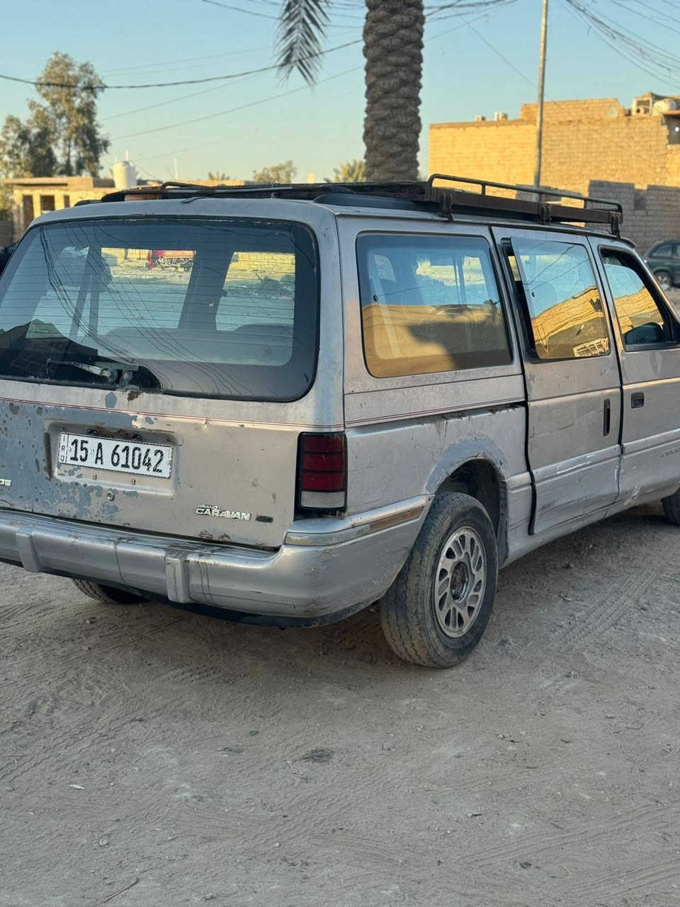 السلام عليكم كرفان 92 حداديه اماميه جديده محرك وكير جدد رقم انكليزي جديد سنويه 2030 مداور ثاني يوم السعر 28وبيهه مجال حك  الجيه مكان السياره كربلاء  للتواصل ***********
