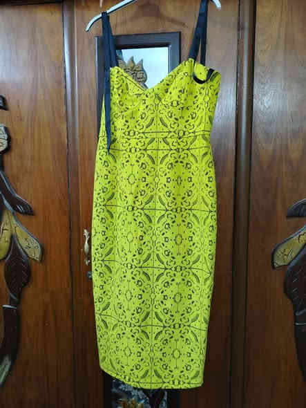 الابيض ب٢٤ قياس ٣٨ يلبس لحد ٤٢
السماگي ب٢٥ قياس ٤٢
الاخضر ب١٥  قياس ٤٤
الأصفر ب١٠ يلبس لحد وزن ٨٠
البصلي ب٥ يلبس لحد وزن ٧٥
للاستفسار اتصل ***********
