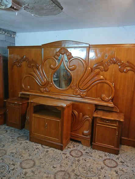 غرفه صاج خارج داخل حطاطه ست ابواب نظيفه جدا سعرهه ٦٥٠ للتواصل ***********مكاني بغداد
