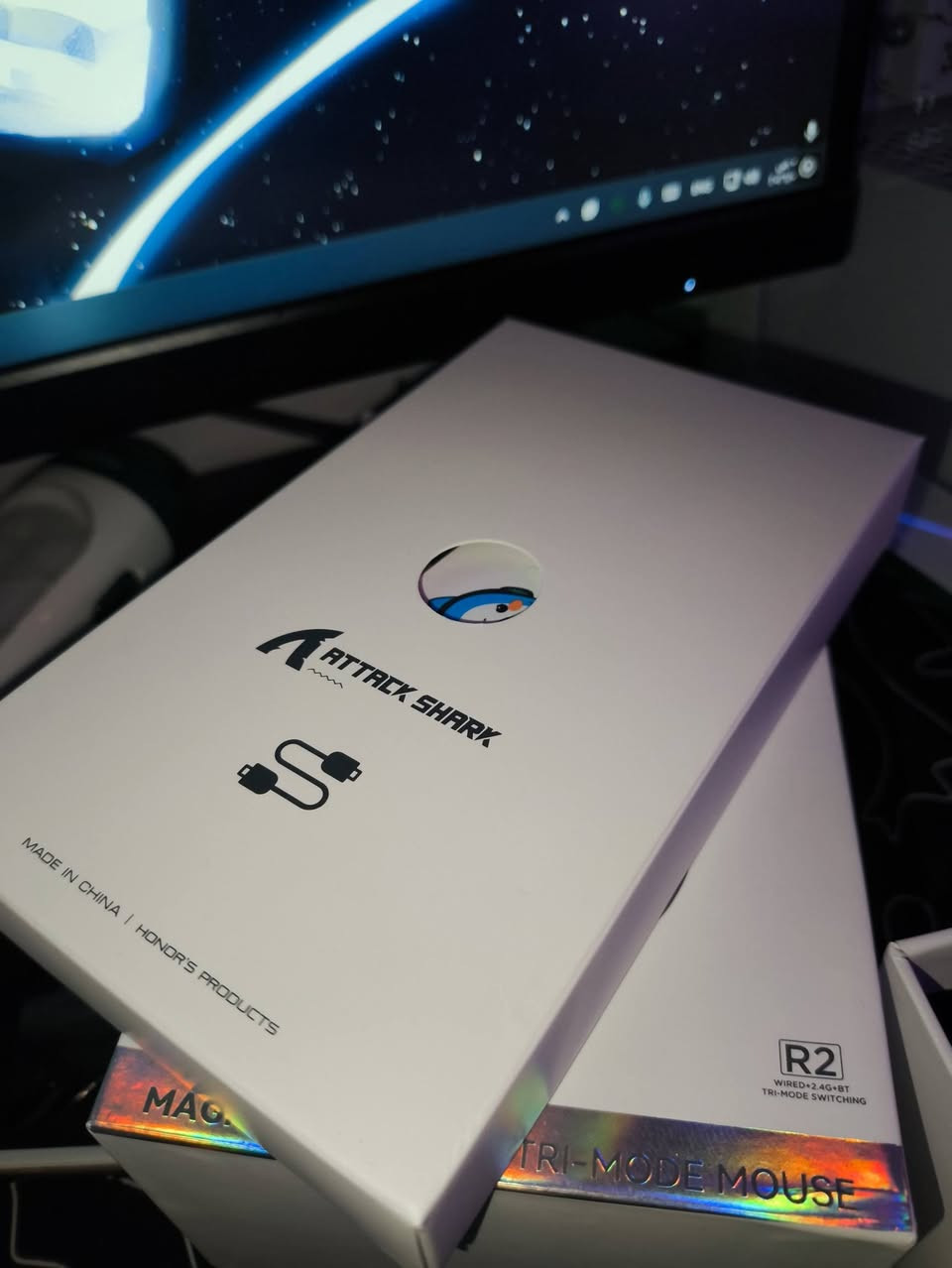 السلام عليكم
ماوس للبيع: 
نوع: attack shark r2🖱️
موصفات:
8k hz 
DPI:42,000
ملاحظة: ماوس استخدام 4 أيام حرفييا حالتة جديد 
السعر :105 وبي مجال💵


**إذا كنت صاحب هذا الإعلان وتريد حذفه لأي سبب، رجاءا أرسل رسالة إلى الدعم الفني**