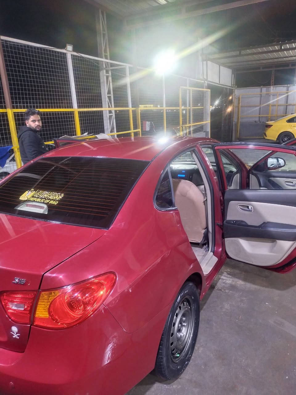 السلام عليكم ورحمة الله 
افانتي متوئم طبق الاصل 
موديل 2011 
السعر 47 
العنوان ميسان 
الاستفسار ***********
