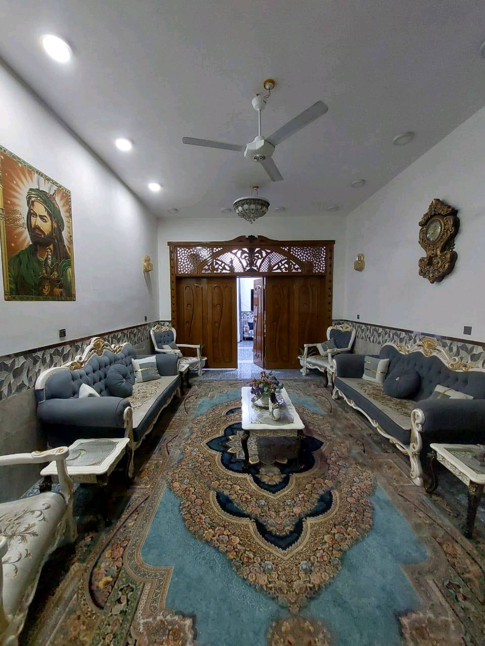 بيت للبيع حي ميسان   طابو صرف  مقابل شارع المطار
بيت 200مترطابقين بناء 2023نضيف جدا بناء جناي غرف عدد6. مناور  عدد2
نضام سويتات 6حمامات
استقبال8×4وربع
مطبخ حار وبارد وصاله 8×5
 أرضيه كرانيت الطابق الاول
الطابق الثاني بورسلين
تاسيس الكهرباء ثري فيز درجه اولى
مجاري درجه اولى
البيت صب رفت 
شارع 20 مقابيل الوفاء مطل على ساحه شارع  خدمي منطقه راقيه هادئه وراقيه

 الستفسار📞  ‏‪0780 353 9373‬‏