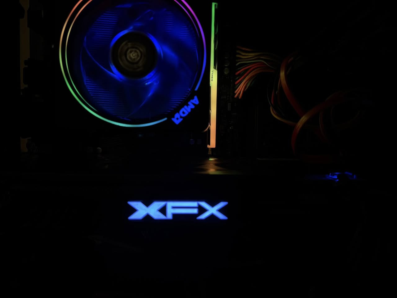 Pc
Rx 580 xfx اقصى ضغط 71
Hdd 500
Ssd 120
M.b B 550 
Razen 7 3700X
Ram 8 rgb
Psu coba 550w
Case اعتيادي ابو الالف 
مبرد غازي amd rgb

‎السعر قفل ماكدر انزل الله شاهد قافليها 425


**إذا كنت صاحب هذا الإعلان وتريد حذفه لأي سبب، رجاءا أرسل رسالة إلى الدعم الفني**