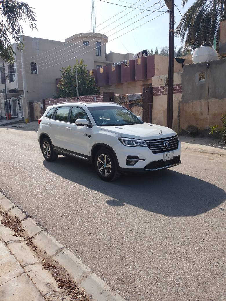 شانجان 2019،،CS, 75  محرك 1800 توربو فول فول رقم بغداد قطعتين صبغ ماشي 153 جديده  ى وضع لشركهة،داخل أحمر جلد لسعر *********** عنوان ديالى 125
