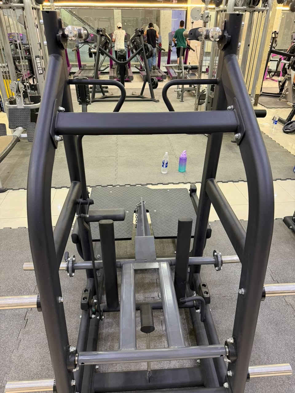 �
للبيع جهاز السومو الاحترافي من شركة إنسايت
جهاز جديد بحالة ممتازة، شغل ثقيل وتحمل عالي 💪
 للصالات الرياضية والمحترفين
يعطي عزل قوي للرجل والكلوتس مع حركة مريحة وآمنة
تواصل ***********

