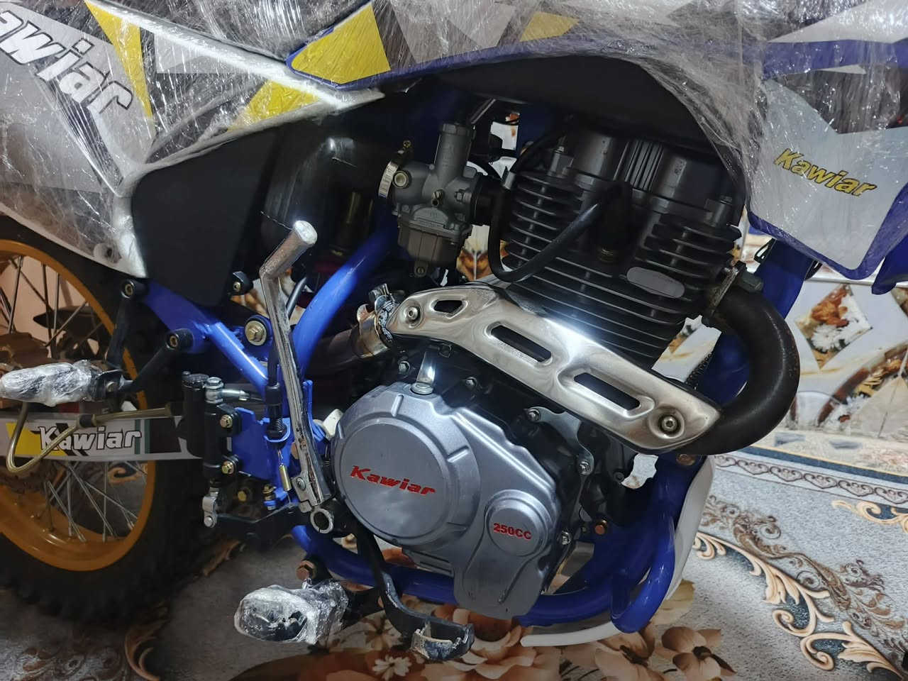 سلام عليكم قفاز للبيع CRXموديل24مكفول كفاله عامه أوراق كلمله محرك 250 سعر 1450وبي مجال لاستفسار عل رقم *********** المو شراي لاتعبني ولا تتصل وله تكسر بسعره المكان صلاح الدين قضاء دجيل
