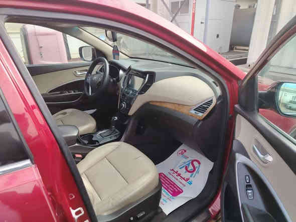 السلام عليكم عندي سنتافي موديل2016 امريكي رقم بغداد بأسمي بدون حادث كلين بل عراق انطخت الباب السايق السياره فول مواصفات بصمه وجلد وكشن كهرباء وشاشه جبيره وبنوراما رادار  ومانع انزلاق فول الفول حجم المكينه 2400 كير ومكينه وتبريد وصدر كله جديد السعر 145 وبيها مجال مكان السياره الشعب رقم الهاتف ***********
