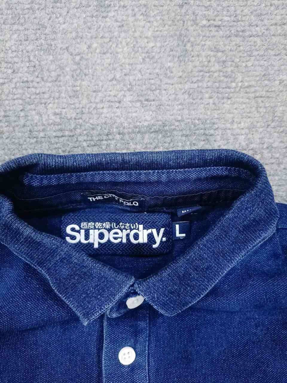 Superdry.
تصميم القطعه جدا راقي 💯

القياس لارج 👔


**إذا كنت صاحب هذا الإعلان وتريد حذفه لأي سبب، رجاءا أرسل رسالة إلى الدعم الفني**