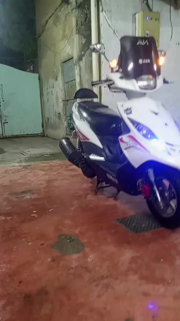 السلام عليكم
دراجه جي تي ار دراجه جديده بمعنه الكلمه  بيهه

 بيهه كلجات رياضي ks 

ويدات رياضي  ks  

وبيهه دوس  استيل ks

 وقطر اكسل ks 

دشبول  اتلاث الوان ابيض وازرك واخضر الدراجه ماشيه 17 الف منزلهه قبل خمس اشهر  نزلتهه ماشيه 13 الف الدراجه ابيعهه هيه وغراضهه كامله وياهه ***********
