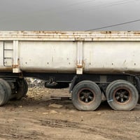 مقطوره حوضية • دناكير ١٤ • تايرات نص عمر