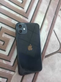 ٦٤ جيجا • اسود • نظيف