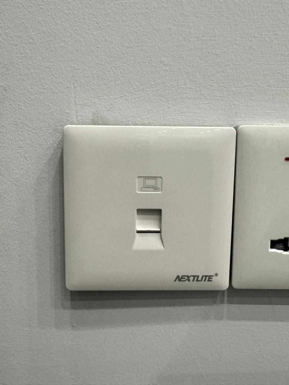 مرحبا 
اليومً تم إنجاز العمل المصرف الاهلي العراقي. 
تم تفيش. 40كيبل. إيثر نت 
طابعات 
كيو سستم 
كامرات 
متوفر. كادر تنصيب. البصره. 
***********
