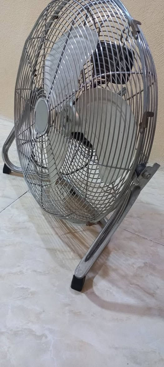 نوعية اصلية شبه جديد سعر ٤٥ الف *********** دهوك, العراق
